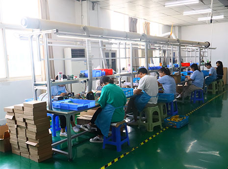 fábrica de tachuelas solares